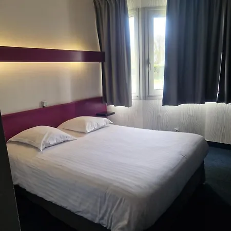 Agape Hotel Niort- Bessines Exterior foto
