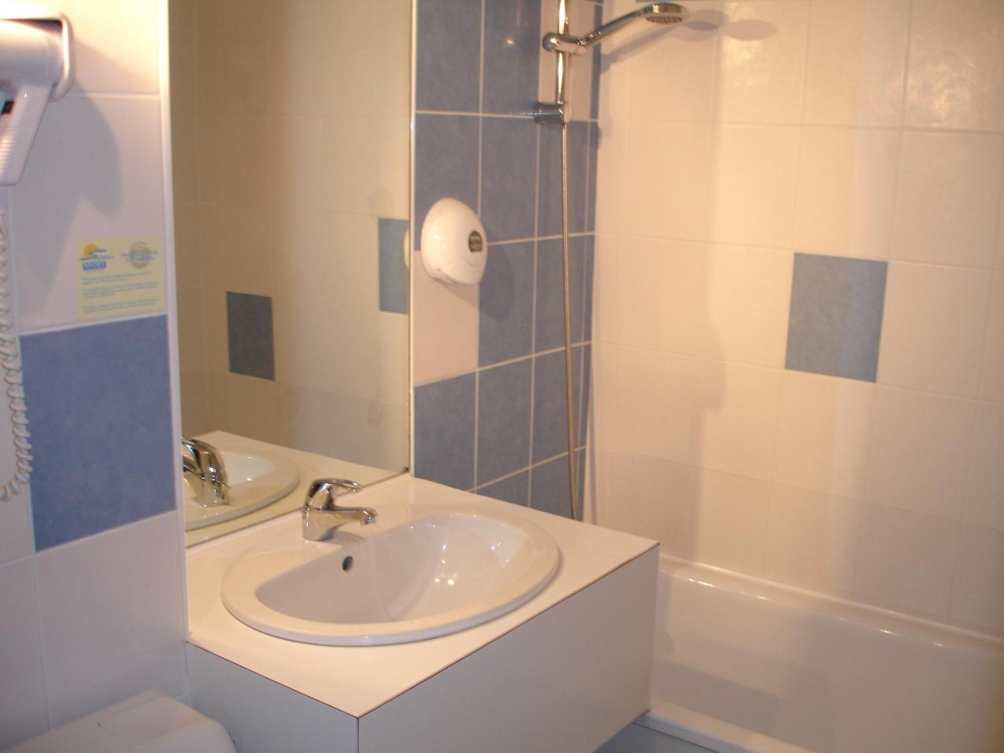 Hotel Agape Niort-