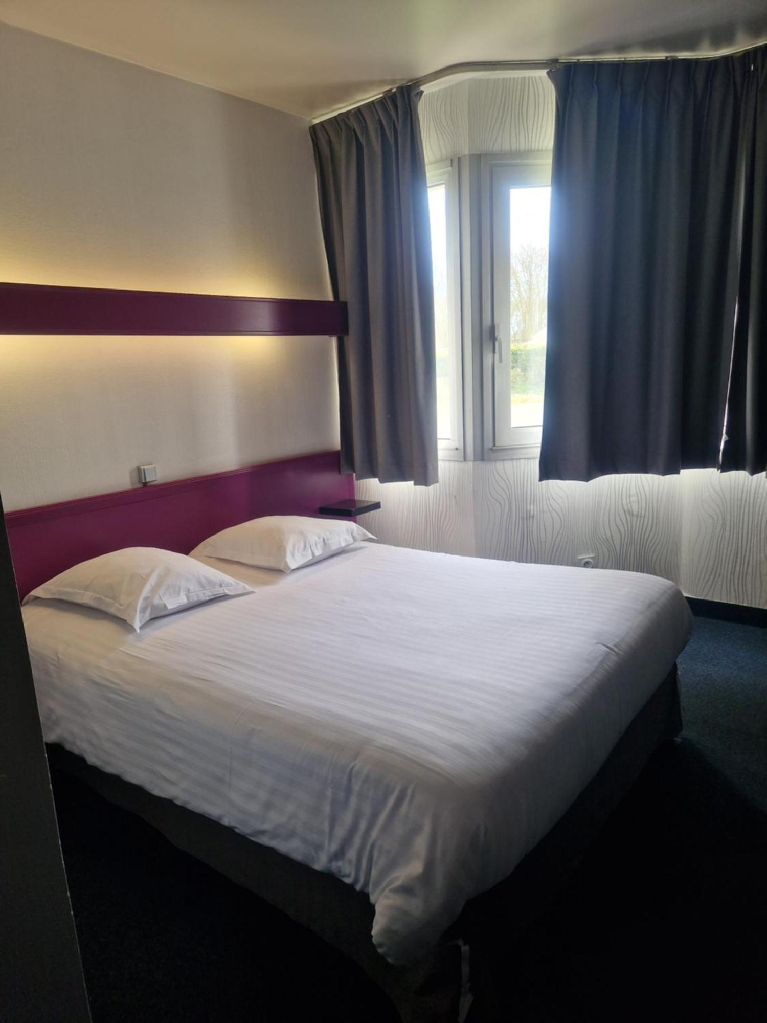Agape Niort- Hotel
