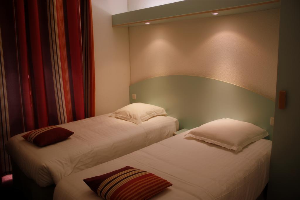 Hotel Agape Niort- 2*