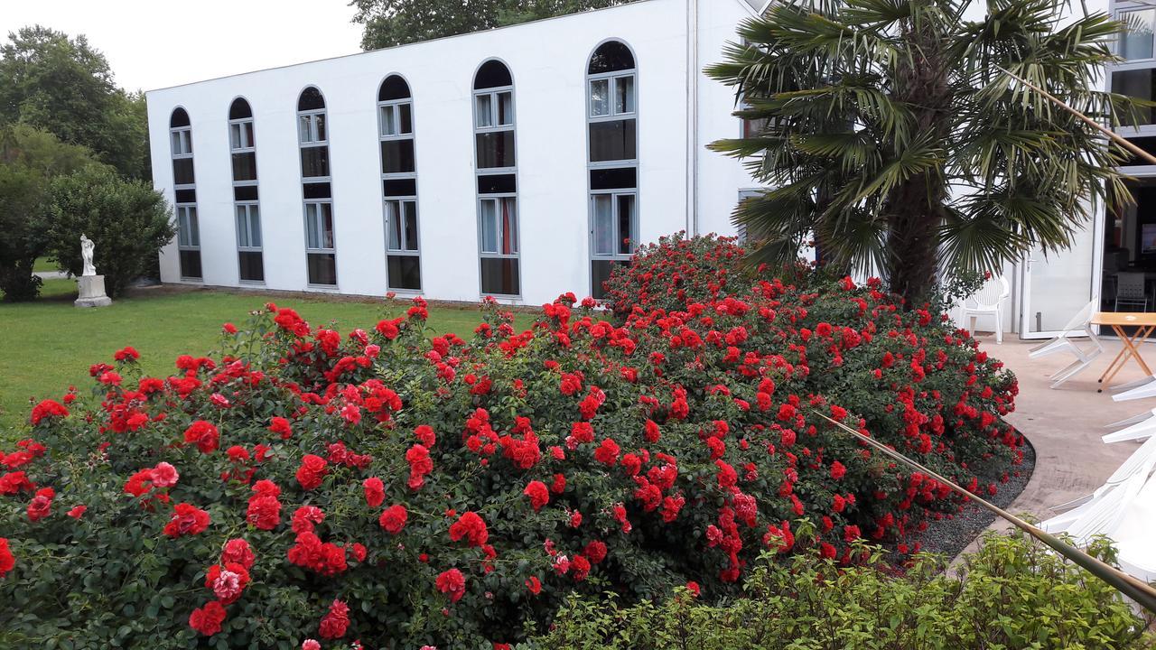 Hotel Agape Niort- Bessines